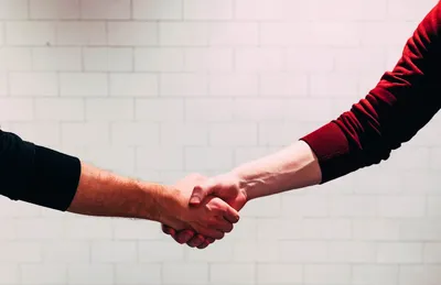 Handshake showing trust and integrity - Photo by Chris Liverani on Unsplash