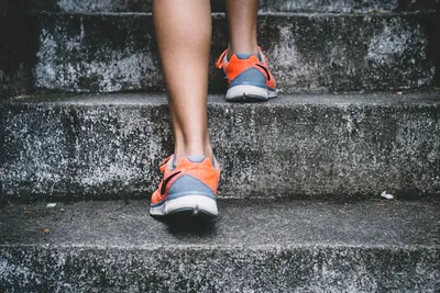 Small consistent steps on a path — Photo by Bruno Nascimento on Unsplash